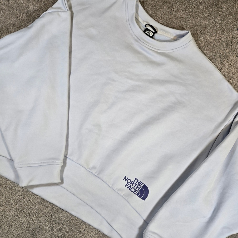 The North Face Women's‎ Cropped Light Blue Logo Print Sweatshirt
